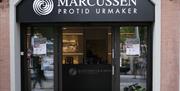 Fasaden på Marcussen Ur & Smykker i Havnegaten 1
