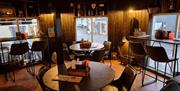 Innsiden av Hytta Pizzeria & Cocktailbar