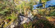 Norsk Villakssenter - Kvåsfossen ligger på kanten av juvet til lakseelva Lygna.