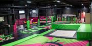 Skyland Trampolinepark i Arendal med trampoliner og annet utstyr til hopping