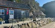 Fasade hus og konferanserom
