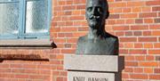 Byste av Knut Hamsun
